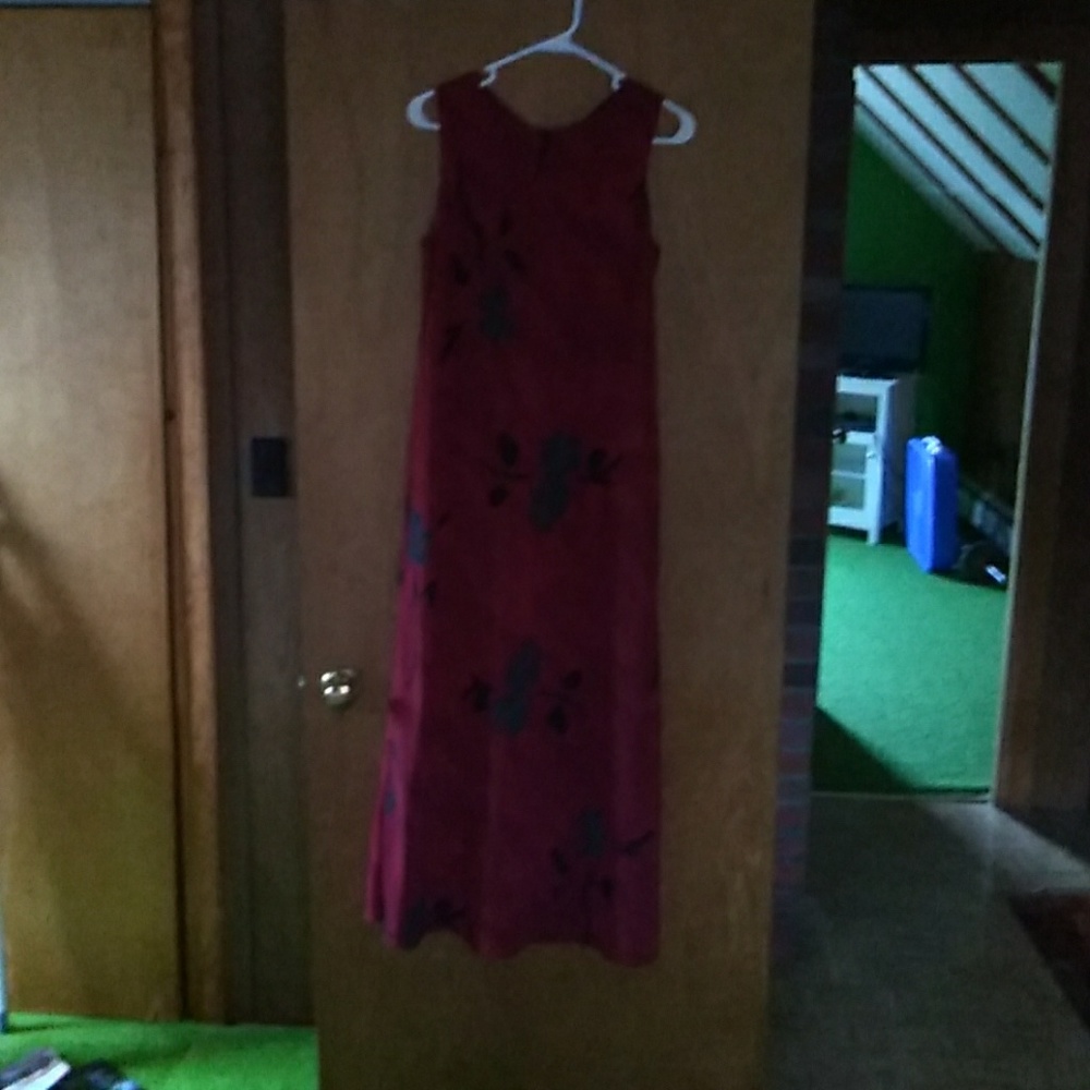 Jones New York long red dress